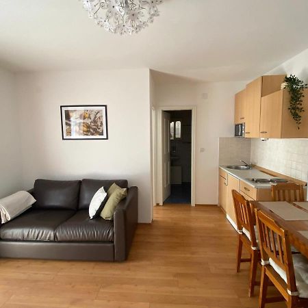 מדולין Apartments Dubravka מראה חיצוני תמונה