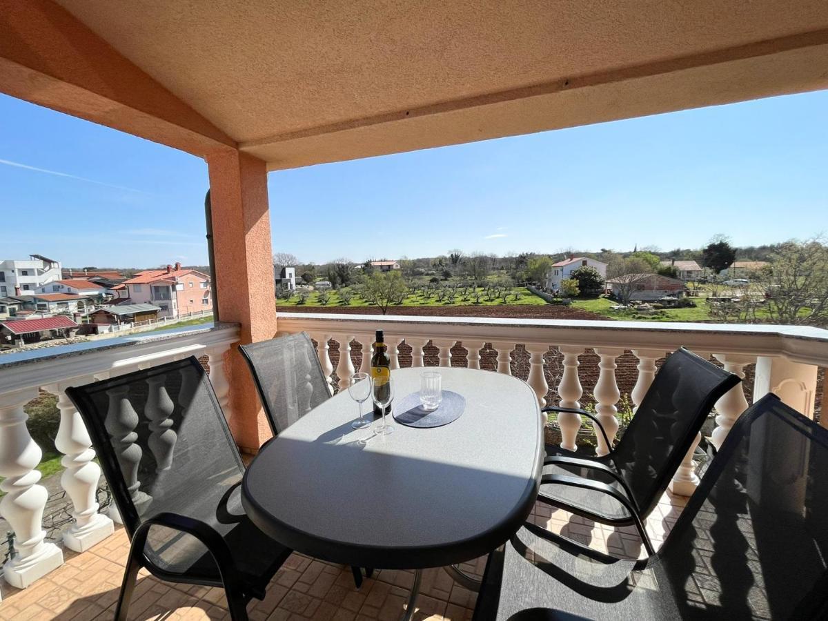 מדולין Apartments Dubravka מראה חיצוני תמונה