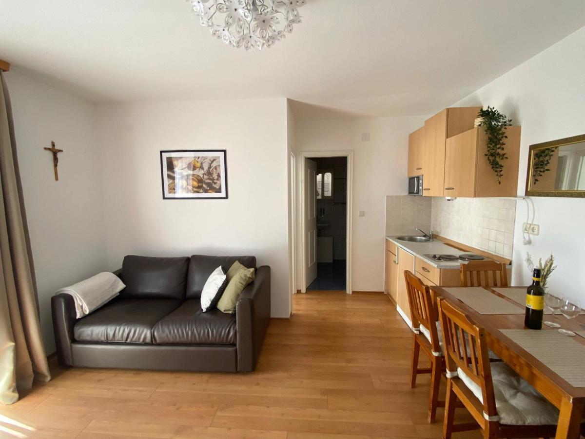 מדולין Apartments Dubravka מראה חיצוני תמונה