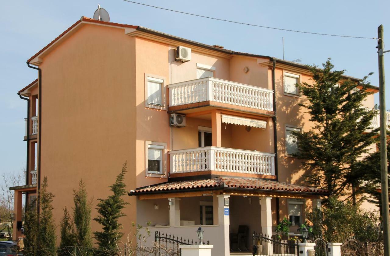 מדולין Apartments Dubravka מראה חיצוני תמונה