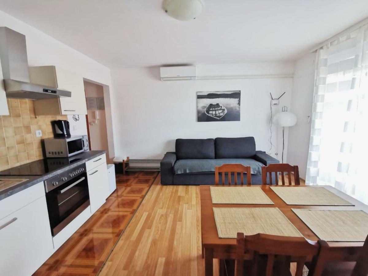 מדולין Apartments Dubravka מראה חיצוני תמונה